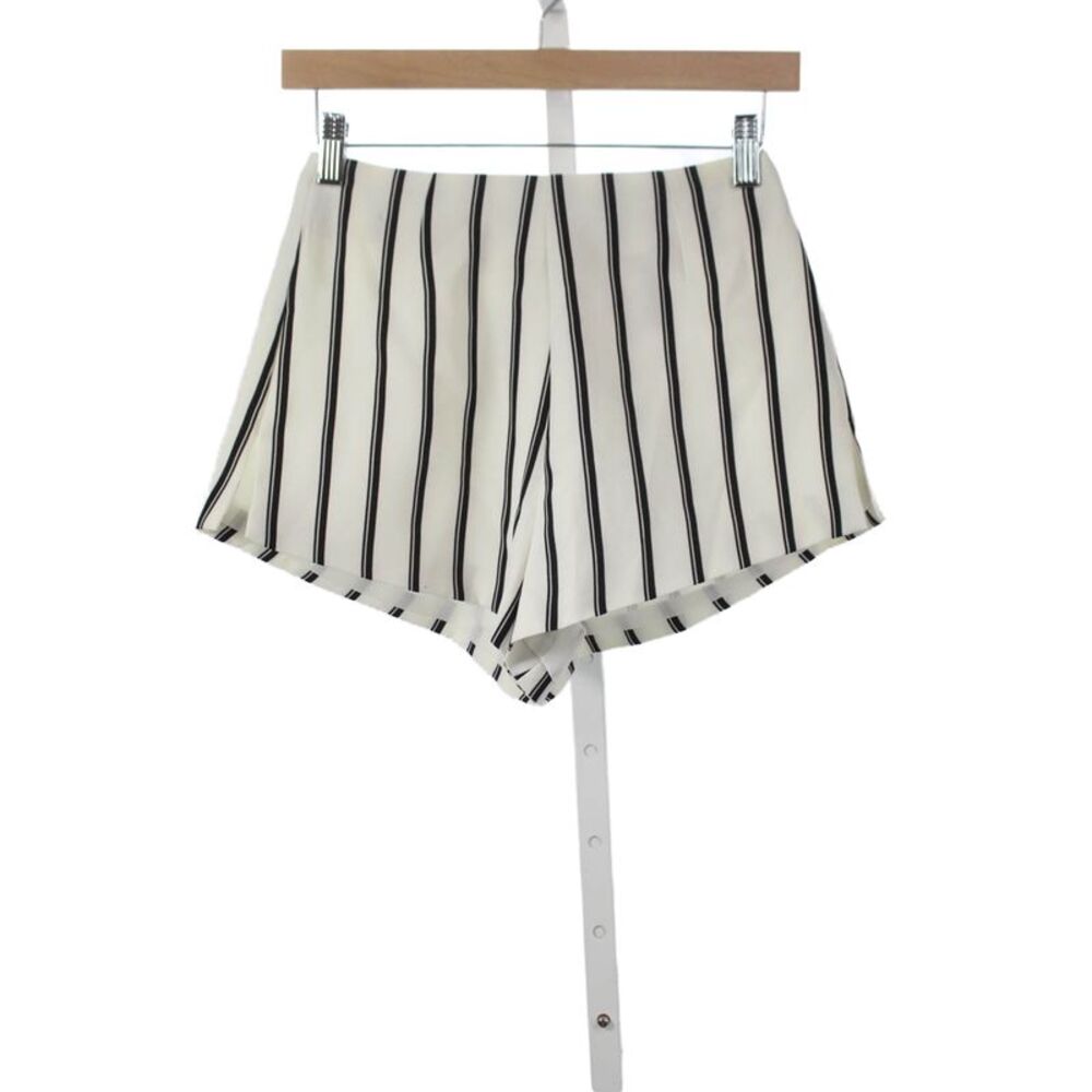 TOBI Women Hot Pants Striped White Polyester Zip Closure Size XS
